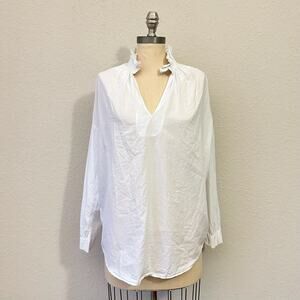 A SHIRT THING Penelope Cabo Top Women M White LS Ruffled V-Neck Minimalist Vacay